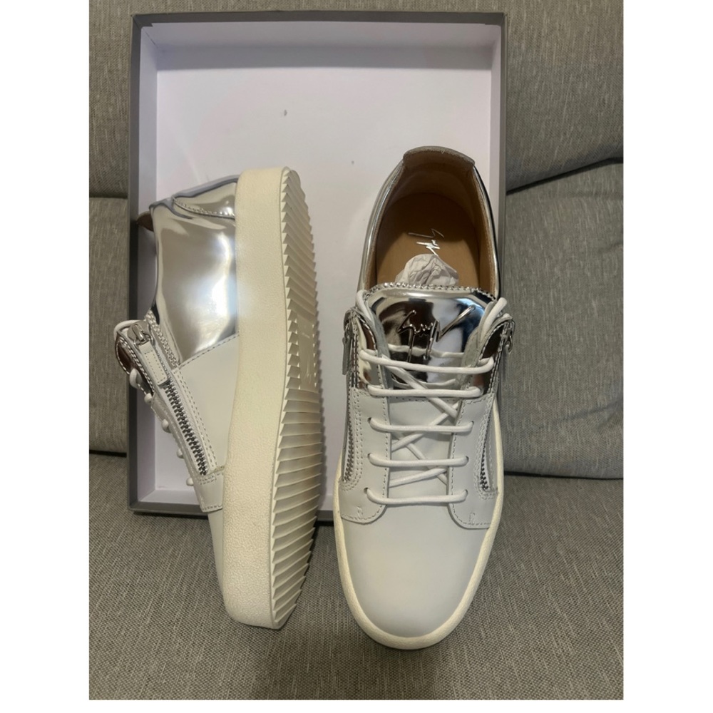 Giuseppe Zanotti